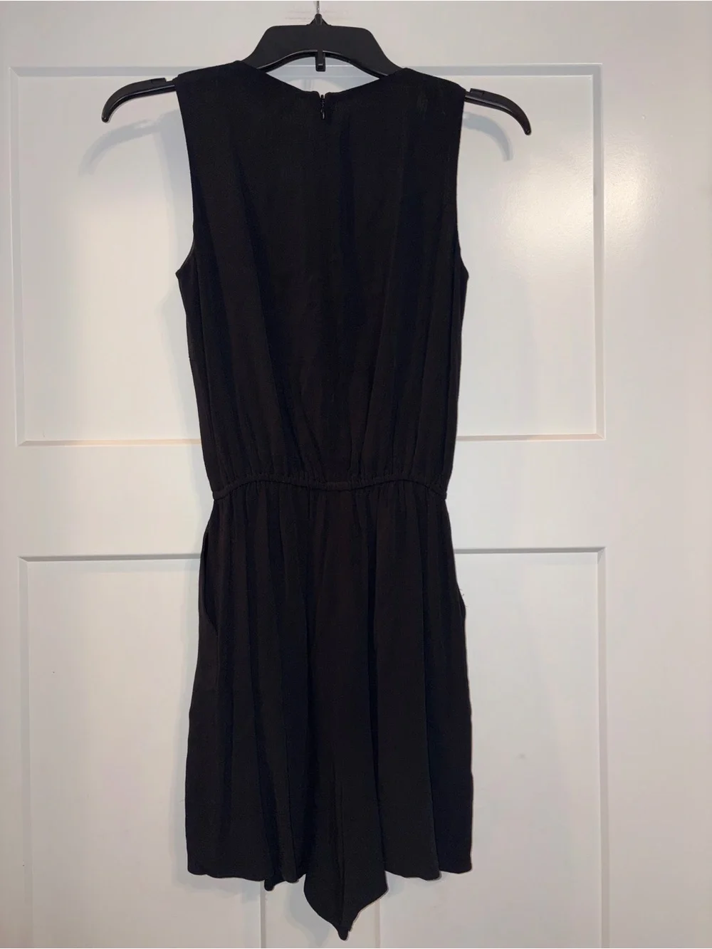 Kate Spade black fluid crepe romper shorts w/ pockets sleeveless XXS